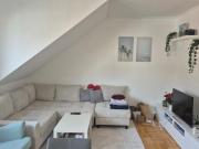 Helle und gepflegte 3 Zimmer Wohnung im 2. OG