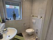 Helle und gepflegte Wohnung im 1. Obergeschoss eines...