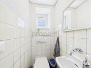 Helle und geräumige 4 Zimmerwohnung in 2 Familienhaus
