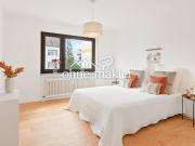 Helle und große 3 Zimmer Wohnung mit 2 Balkonen und...