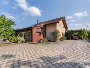 Helle und grosse 5.5 Zimmer Villa