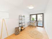 Helle und große Wohnung mit 2 Balkonen, 3x Stellplätzen...