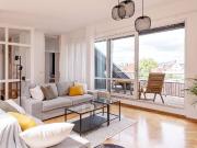 Helle und großzügige Dachgeschosswohnung mit... Helle und großzügige Dachgeschosswohnung mit...