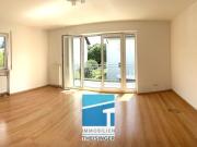 Reserviert! Helle und sehr schöne 2 Zimmer Wohnung in...