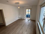 Helle und stilvolle 1 Zimmer Wohnung mit EBK und Balkon