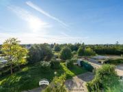 Helle und voll möblierte Wohnung