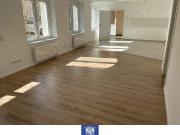 Helle Wohnung im Hinterhaus! Schöne Terrasse und...