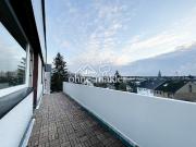 Helle Wohnung mit 2 Zimmer Potenzial | XXL Balkon | TG |...