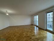 HELLE WOHNUNG MIT BALKON NÄHE LAINZER PLATZ