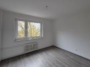 Helle Wohnung mit Balkon und modernem Badezimmer!
