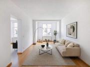 Helle Wohnung mit Erker und Balkon nahe Schifffahrtskanal