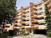 Helle Wohnung mit großem Balkon in Top Lage