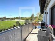 Helle Wohnung mit Terrasse und Balkon in ruhiger Lage in...