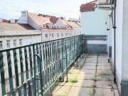 helle zwei Zimmerwohnung + BALKON / 6. Liftstock /...