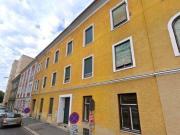 Heller 2 ZIMMER Altbau, ruhiger West Balkon, extra Küche...