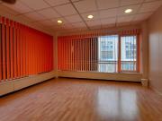 Heller barrierefreier Büroraum für individuelle Nutzung...