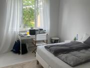 Helles 16 m² Zimmer in Frauen WG ab sofort