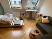 Helles 18 m² Zimmer in 3 Zimmer Wohnung am Lindenauer Markt