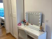 Helles Appartement mit Einbauküche und Dachterrasse ab...