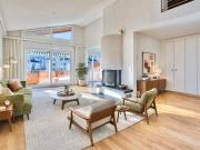 HELLES DUPLEX MIT GROSSZÜGIGEN LAUTSTÄRKEN