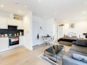 Helles, komplett möbliertes Studio nahe der Univer