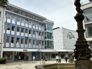 HELLES UND SONNIGES ARBEITEN IN DER CITY!