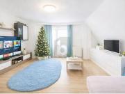 HELLES WOHNEN UNTER DEM DACH MIT POTENZIAL