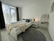 Helles Wohngefühl mit Wintergarten 2 Zimmer Wohnung...