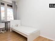 Helles Zimmer zu vermieten, 4 Zimmer Wohnung, Charlottenburg