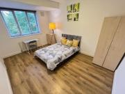 Henley Court, Watford Way, 4 Bedroom Flat