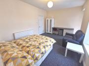 Henrietta Street, City Centre, Swansea SA1, 5 bed...