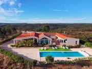 Herdade com 18.9 Hectares com Villa de Luxo com Piscina...