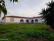 Herdade de 15 ha e Casa com 8 quartos e Pavilho...