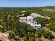 HERDADE DE 22HA COM 5 CASAS, COM JARDIM E PISCINA, VILA...