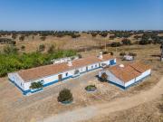 Herdade T6 à venda em Vale de Ervanços