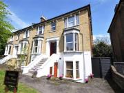 Hermon Hill, Wanstead E11, 2 bed flat to rent, £1,600...