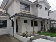 HERMOSA CASA 195 MTS 185.000 NEGOCIABLE
