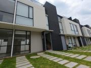 Hermosa Casa a Estrenar a 2 Minutos del Hilacril Plaza