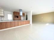 Hermosa casa a estrenar con Rooftop y 4 Recámaras en...