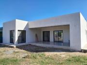 HERMOSA CASA A ESTRENAR EN VENTA PILAR DEL ESTE BARRIO...