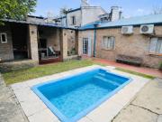 HERMOSA CASA A PASOS DEL HOSPITAL DE NIÑOS