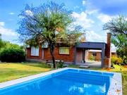 HERMOSA CASA AMOBLADA CON PISCINA ALQUILER PERMANENTE