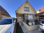 HERMOSA CASA ARRIENDO EN CONDOMINIO JARDINES DE PEÑABLANCA