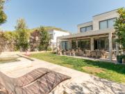 Hermosa Casa Avda El Valle Chicureo