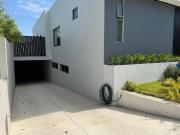 Hermosa casa Bosque Lagos Zona Andares Una Planta 3...