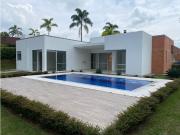 HERMOSA CASA CAMPESTRE EN COMBIA – PEREIRA