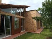 Hermosa casa campestre. Rodeada de Bosques naturales....