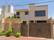 HERMOSA CASA CERCA DEL CENTRO COMERCIAL ALTARIA Y EL...