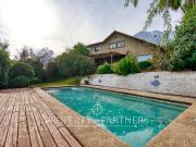 Hermosa casa Club de campo norte, Peñalolén