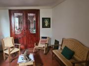 Hermosa Casa Colonial con excelentes acabados con...